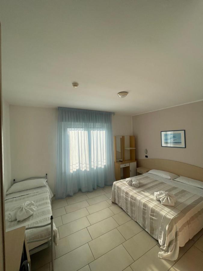 Hotel Marilonda Ρίμινι Εξωτερικό φωτογραφία