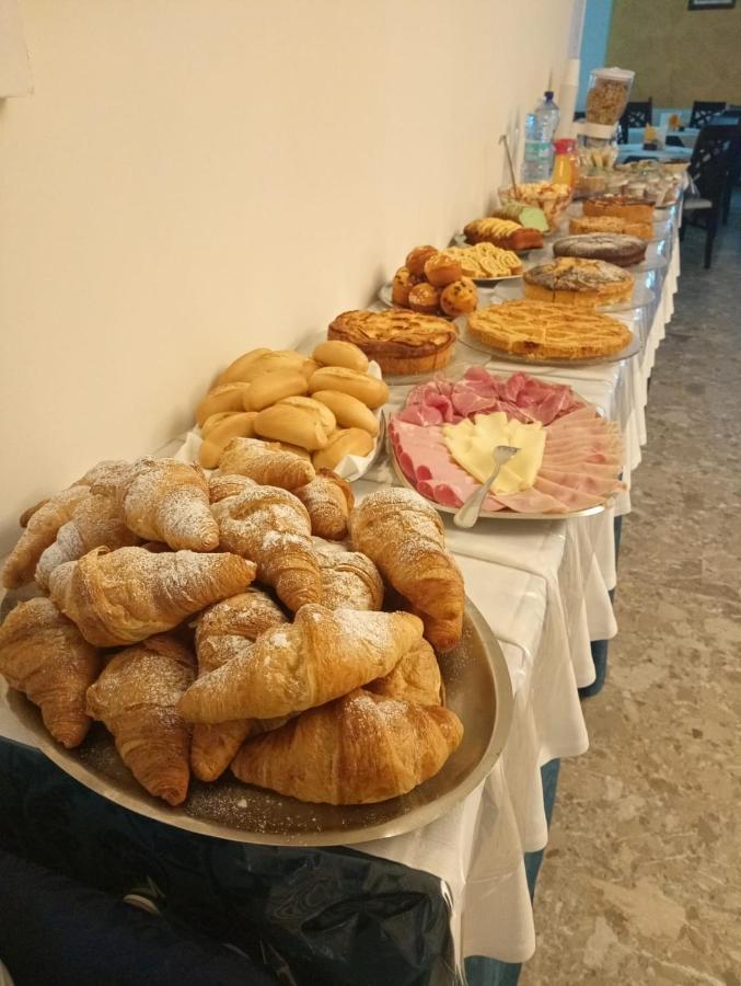 Hotel Marilonda Ρίμινι Εξωτερικό φωτογραφία
