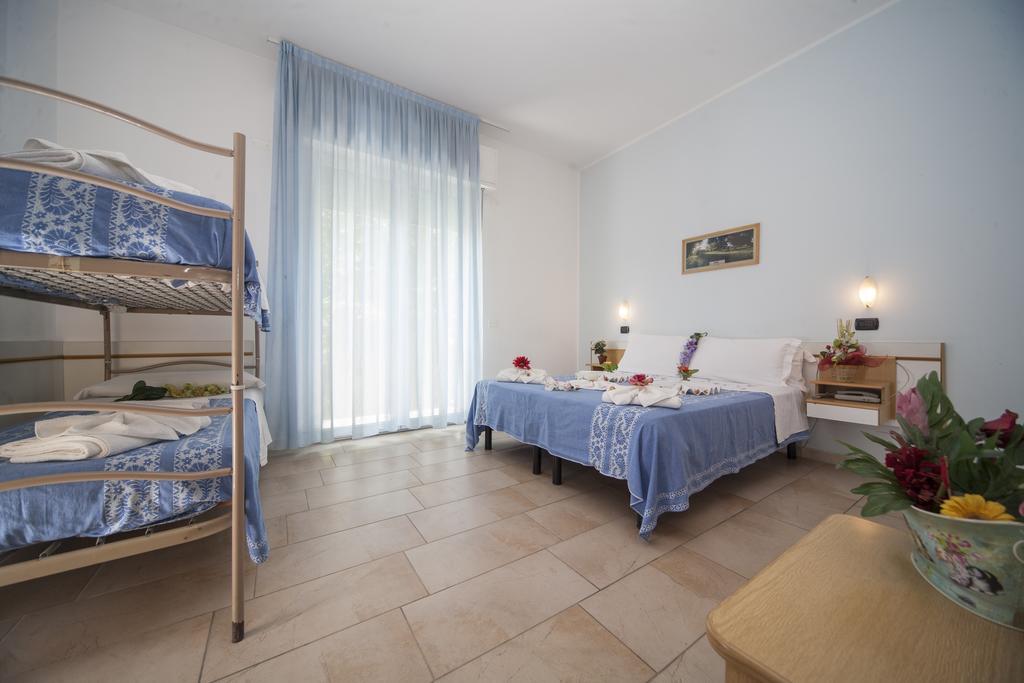 Hotel Marilonda Ρίμινι Εξωτερικό φωτογραφία