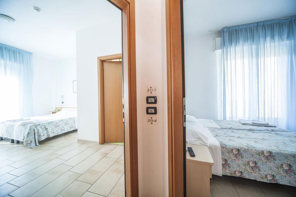Hotel Marilonda Ρίμινι Εξωτερικό φωτογραφία