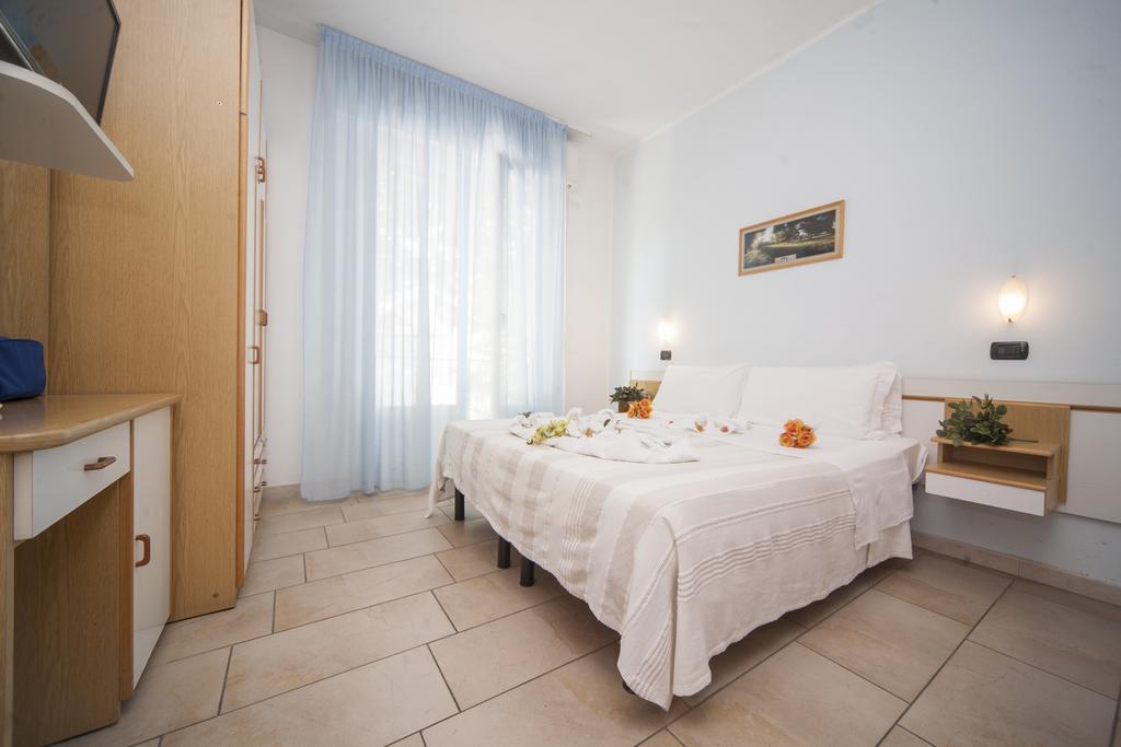 Hotel Marilonda Ρίμινι Εξωτερικό φωτογραφία